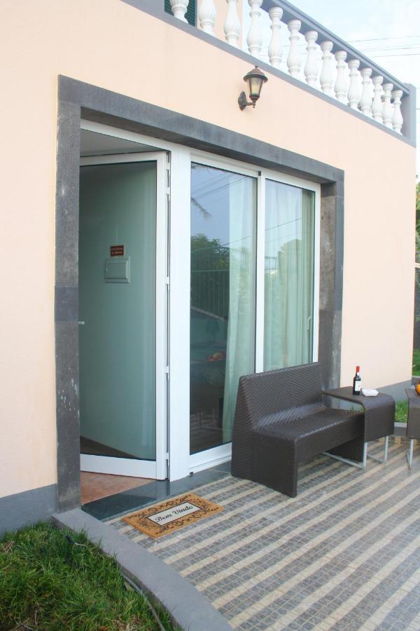 Lugar Dos Louros 2 Apartment Estreito Da Calheta Exterior photo